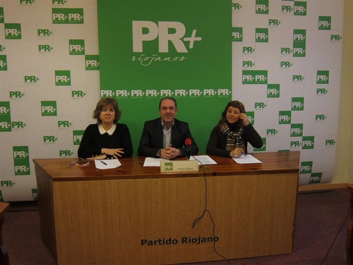 Los miembros de PR+ riojanos en un momento de la rueda de prensa