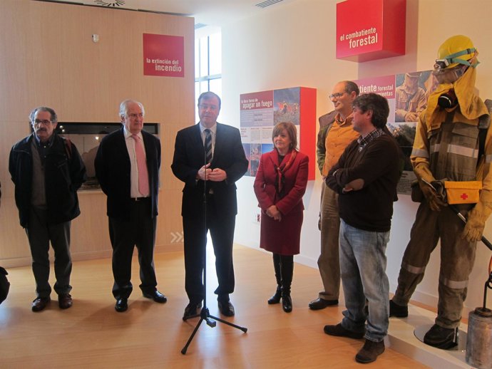  El Consejero De Fomento Y Medio Ambiente, Antonio Silván, En El CDF