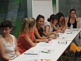 Jóvenes en una actividad en el Instituto Navarro de Deporte y Juventud.