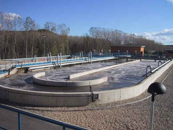 Instalaciones de gestión de aguas residuales en La Rioja.