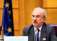 Santiago Muñoz Machado se define como un jurista "atípico" en la RAE