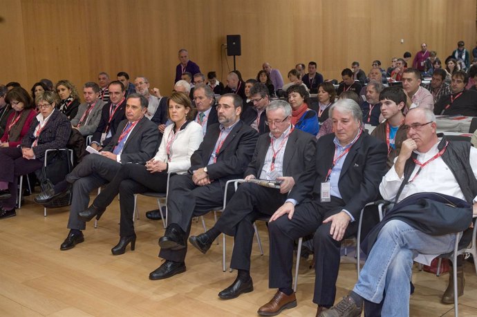Barcina, Molinero y Toxo en la inauguración del X Congreso de CCOO de Navarra