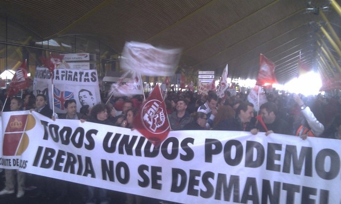 Manifestación en la T4 de Barajas