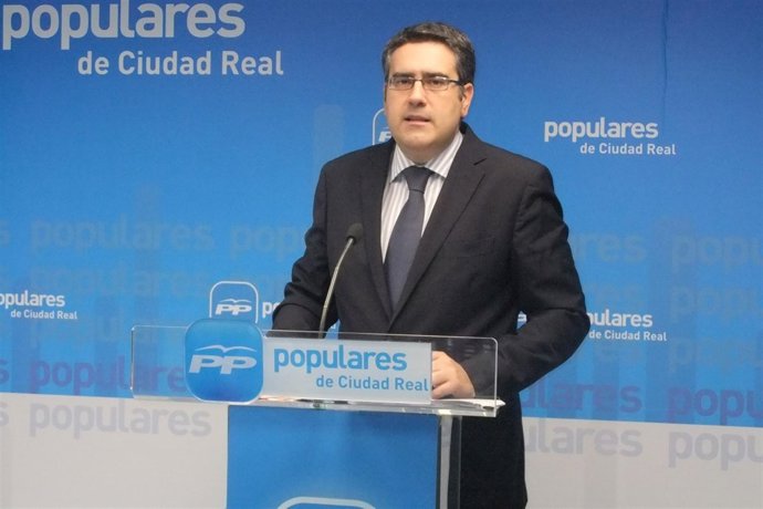 Rodríguez en rueda de prensa