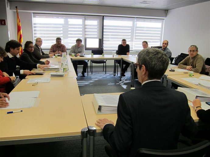 Mediación en la Generalitat sobre la reducción de plantilla en Unnim