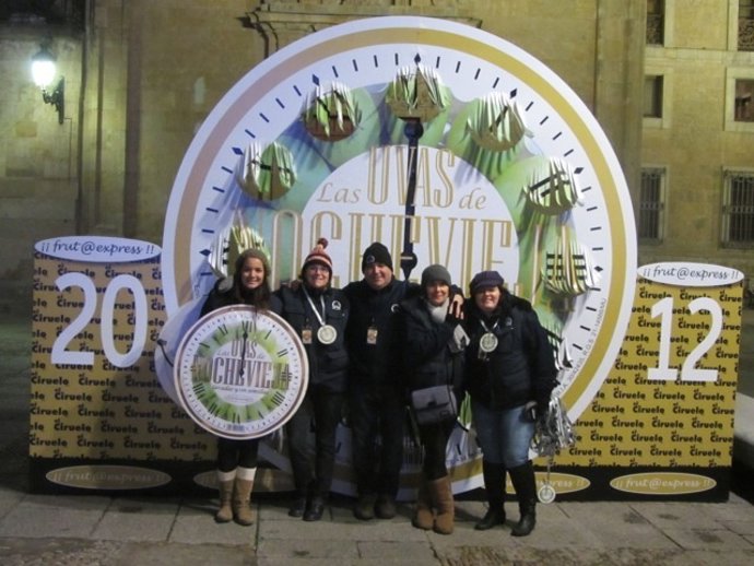 Nochevieja anticipada en Salamanca con uvas murcianas