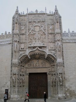 Fachada Del Museo Nacional De Escultura, Con Sede En Valladolid