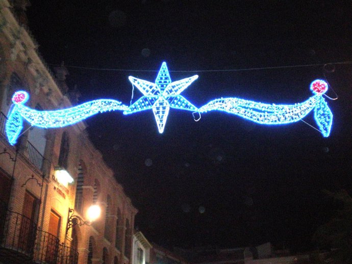Uno de los arcos de luces que instala Iluminaciones Beltrán SL en Navidad.