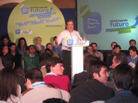 Zoido ofrece a Griñán un reunión para "alcanzar cinco grandes acuerdos en beneficio de toda la sociedad"