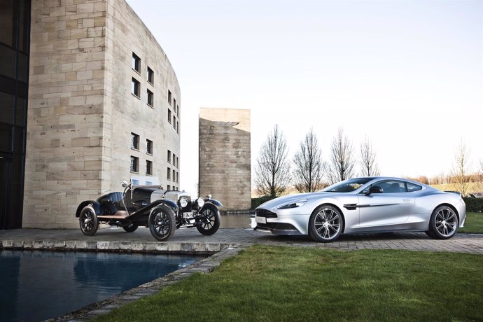 Centenario de Aston Martin