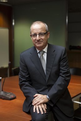 El director general de Caja de Ingenieros, J.Cavallé