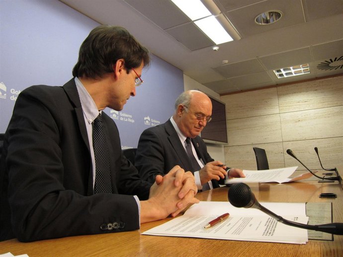 Firma convenio Capellán y Doménech