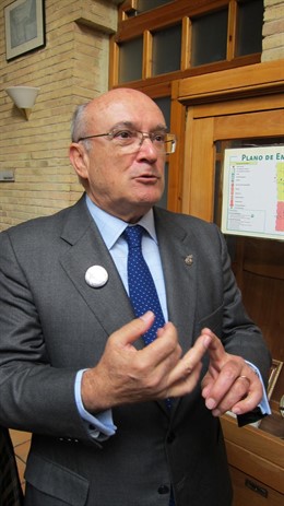  El Presidente Del Consejo General De La Abogacía Española, Carlos Carnicer