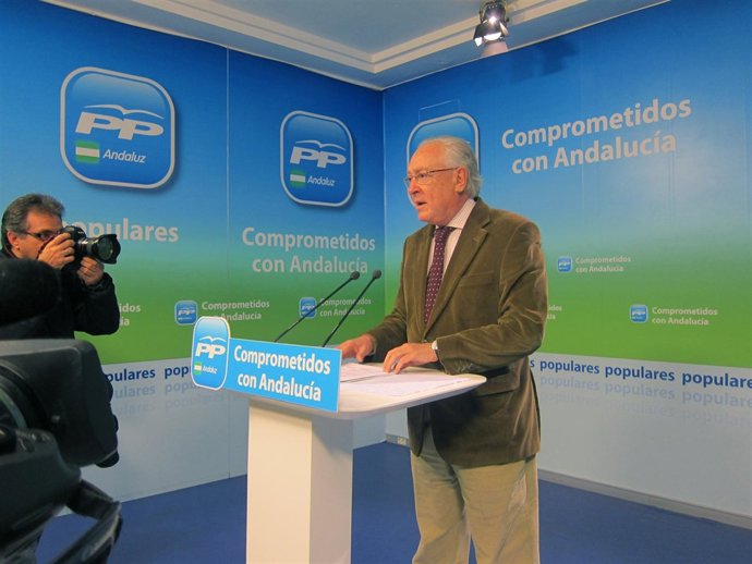 El portavoz de Infraestructuras del PP en el Parlamento andaluz, Jaime Raynaud