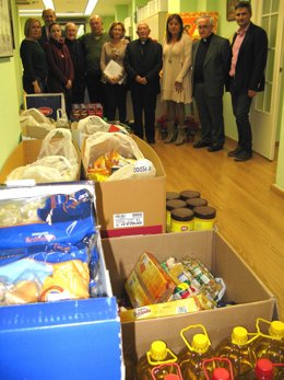 Emasa entrega alimentos a Cáritas