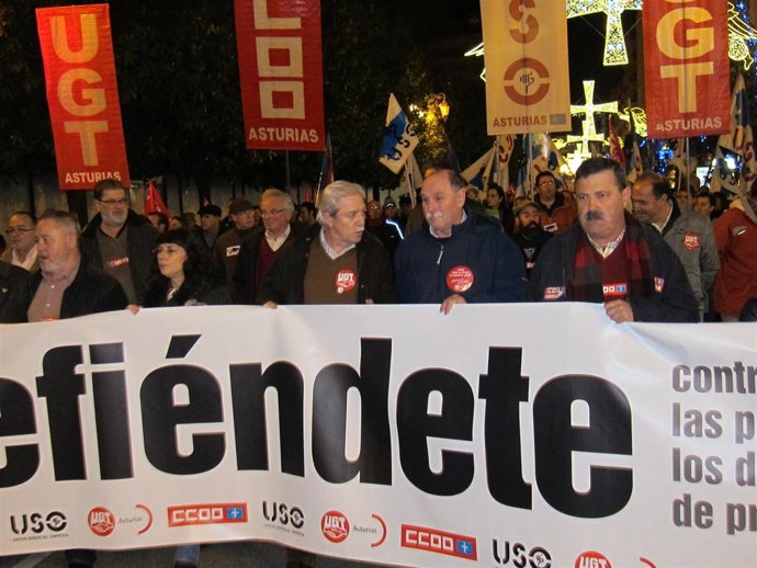 Manifestación en Oviedo contra los recortes 17 de diciembre 2012