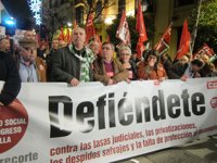 Miles de sindicalistas y jubilados protestan en ciudades andaluzas en defensa de pensiones y contra las tasas judiciales
