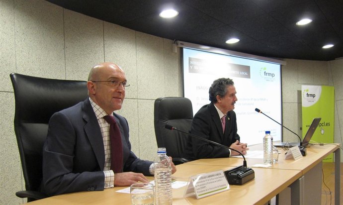 Jesús Julio Carnero y Antonio Castrillo en una jornada formativa de la FRMP