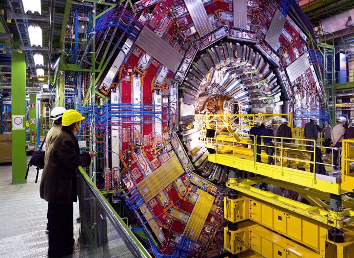 LHC (Gran Colisionador De Hadrones)