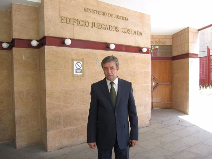 Isidro González Detectives Almirante