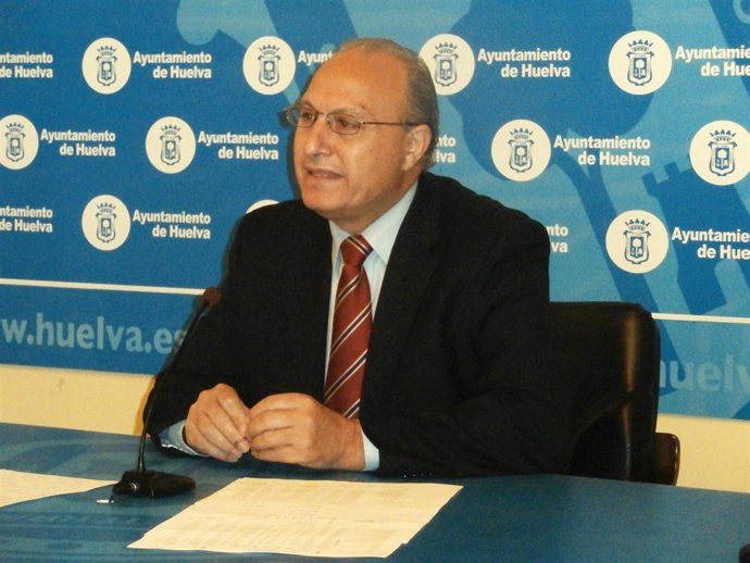José María Benabat, concejal del PSOE del Ayuntamiento de Huelva.        