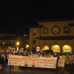 Manifestación De Médicos En Oviedo