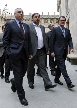 El presidente de la Generalitat catalana en funciones, Artur Mas, y el líder de 