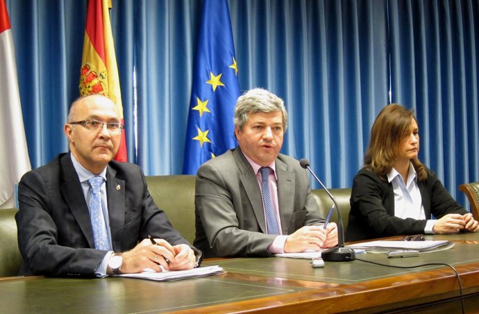 Ruiz Medrano, Burgaz y Clemente tras la reunión con Iberaice