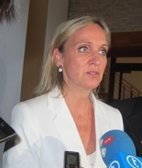 Casero pide "responsabilidad" a los sindicatos en Paradores porque no es momento de "llamar a la revolución sindical"