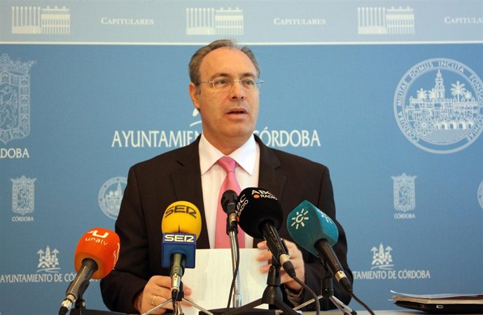 Durán en la rueda de prensa