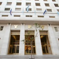 Economía/Empresas.- YPF fracasa al colocar su deuda privada pese al apoyo de los fondos de pensiones argentinos