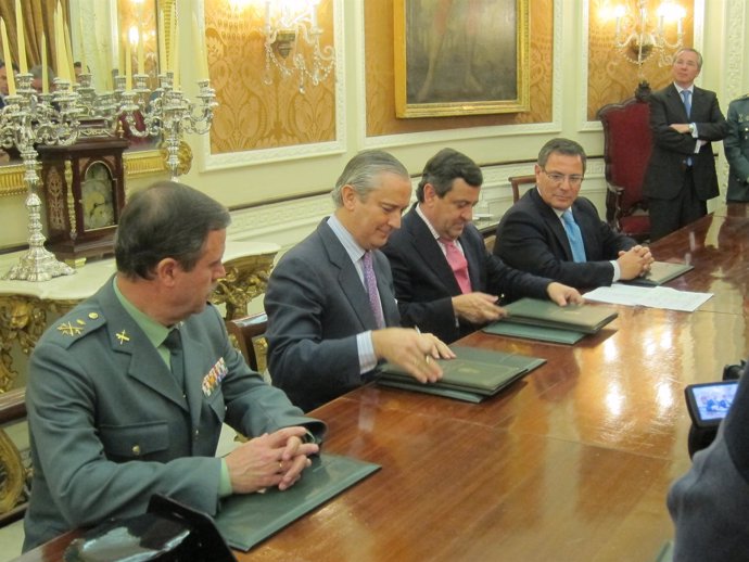 Acuerdo entre Guardia Civil y Diputación para obras de reformas en cuarteles