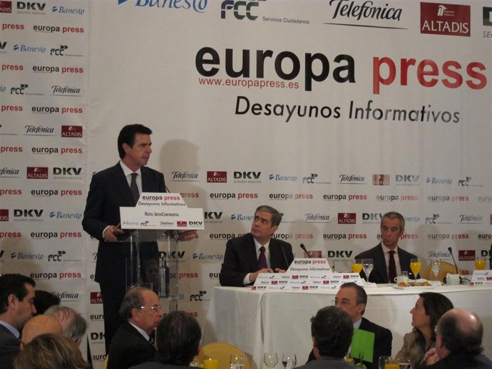 El ministro de Industria, Energía y Turismo, José Manuel Soria