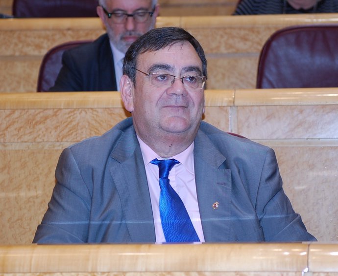 Miguel González Vega senador por Cantabria
