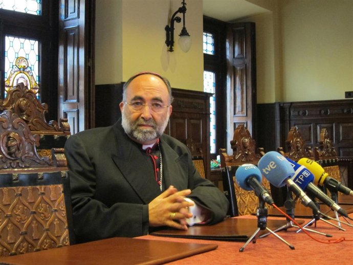 Jesús Sanz, Arzobispo De Oviedo