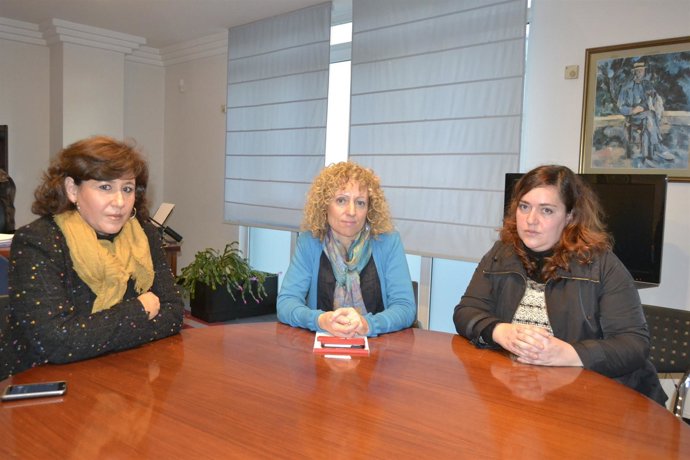 Díaz Tezanos con miembros de la Plataforma de las Preferentes 