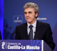 Esteban subraya que la simplificación de procedimientos administrativos contribuirá a dinamizar la economía de C-LM