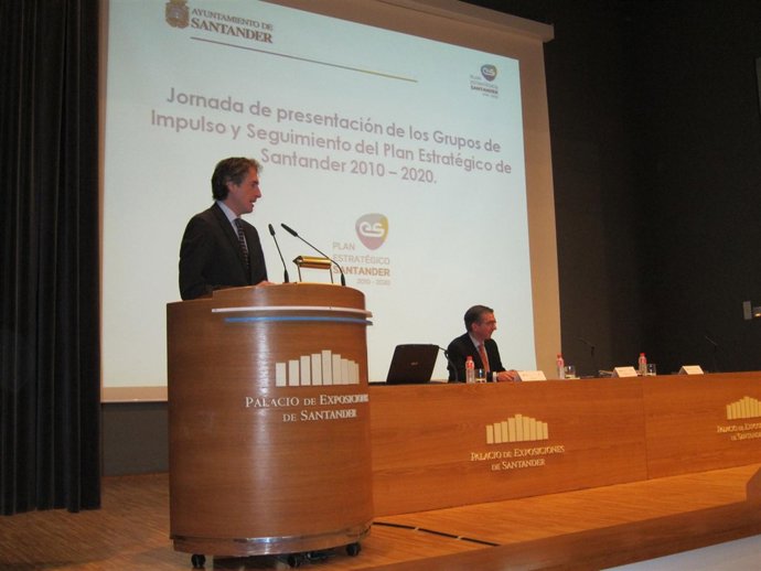 El alcalde de Santander, Íñigo de la Serna, en jornada sobre Plan Estratégico