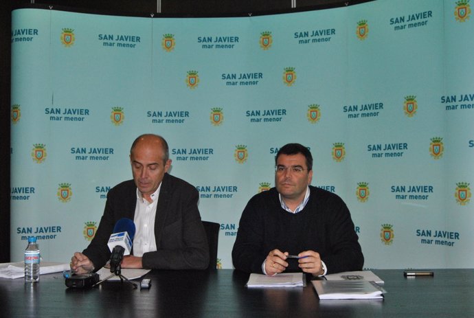 El alcalde de San Javier y el concejal de Personal, José Manuel Alarte
