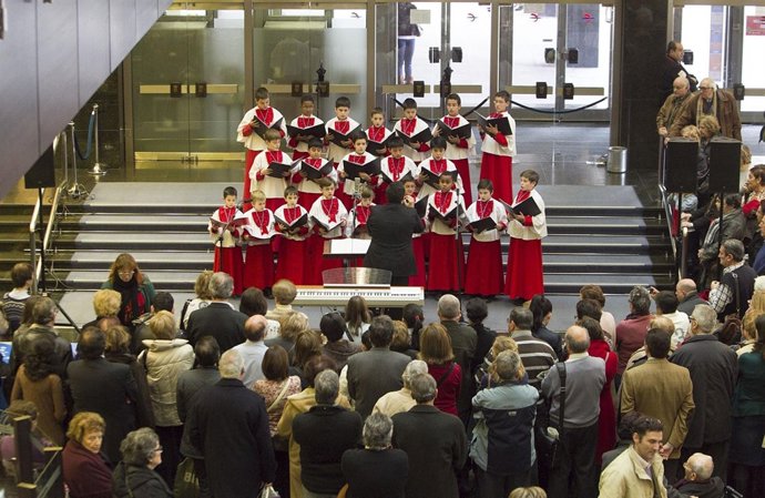 Concierto de los Infanticos del Pilar en la sede central de Ibercaja