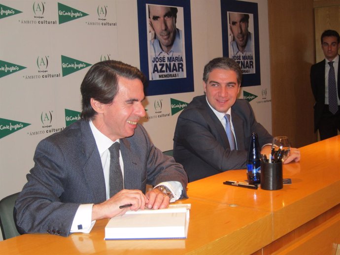 José María Aznar, en la firma de su libro 'Memorias I'
