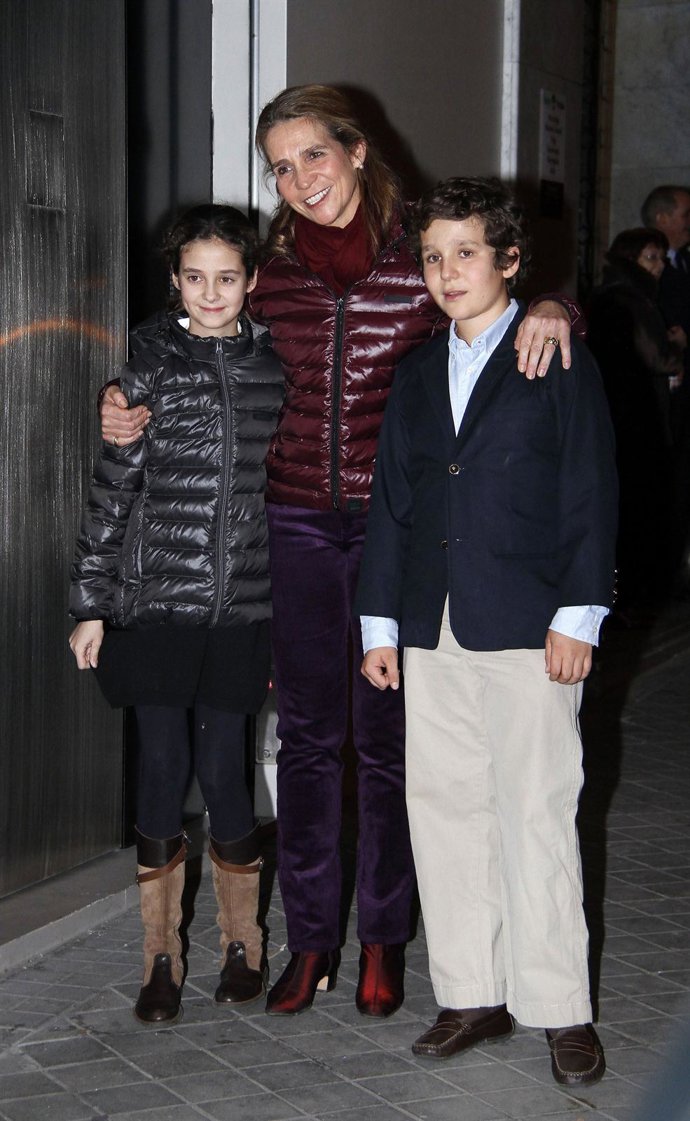 Infanta Elena e hijos
