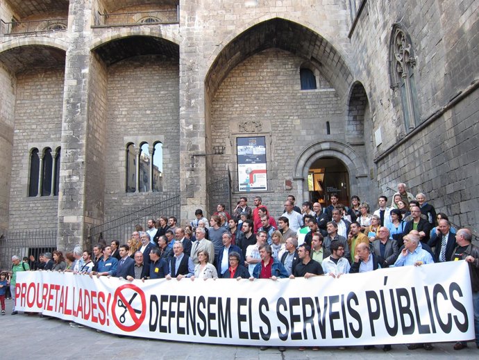 Protesta Entidades Por Los Recortes Sociales En Catalunya