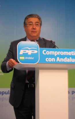 El presidente del PP-A, Juan Ignacio Zoido, hoy en rueda de prensa