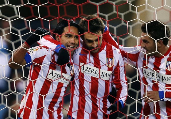 Adrián y Falcao, del Atlético de Madrid