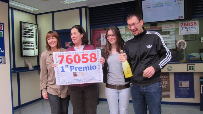 Zaragoza reparte parte del Gordo de la Lotería de Navidad 2012