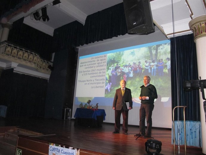 Del Río participa en la apertura del X Maratón de Cuenta Cuentos