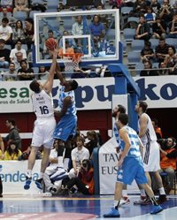 AMP. Baloncesto/Liga Endesa.- (Crónica) El Real Madrid pasea su rodillo por San Sebastián