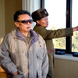 Kim Jong Il reaparece en público