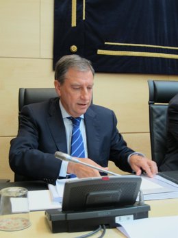 Juan José Mateos Comparece En Las Cortes